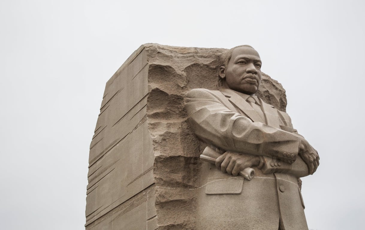 Statue en pierre du leader du mouvement des droits civiques à Washington DC